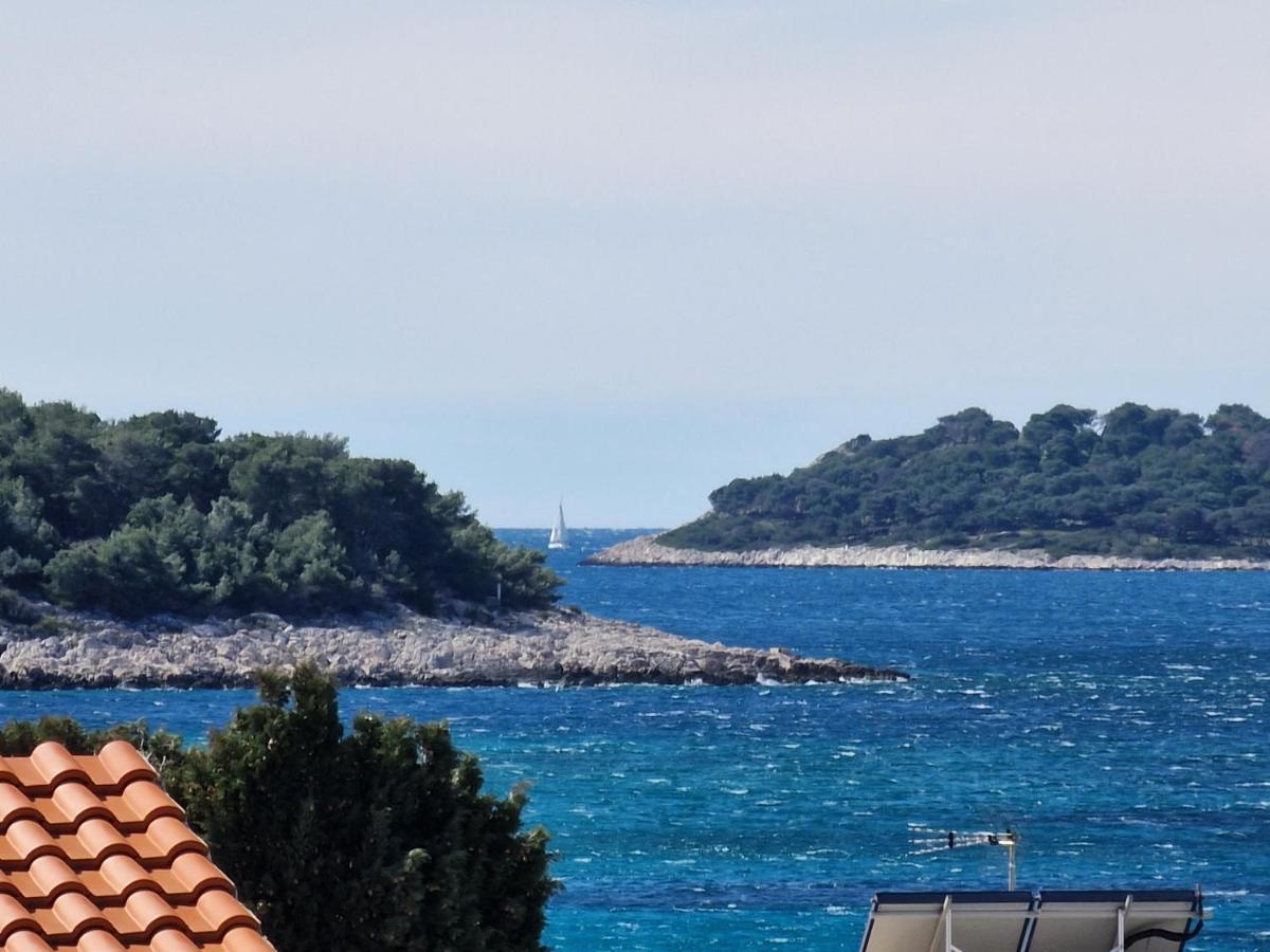 Villa Seabreeze Rogoznica  Exterior photo